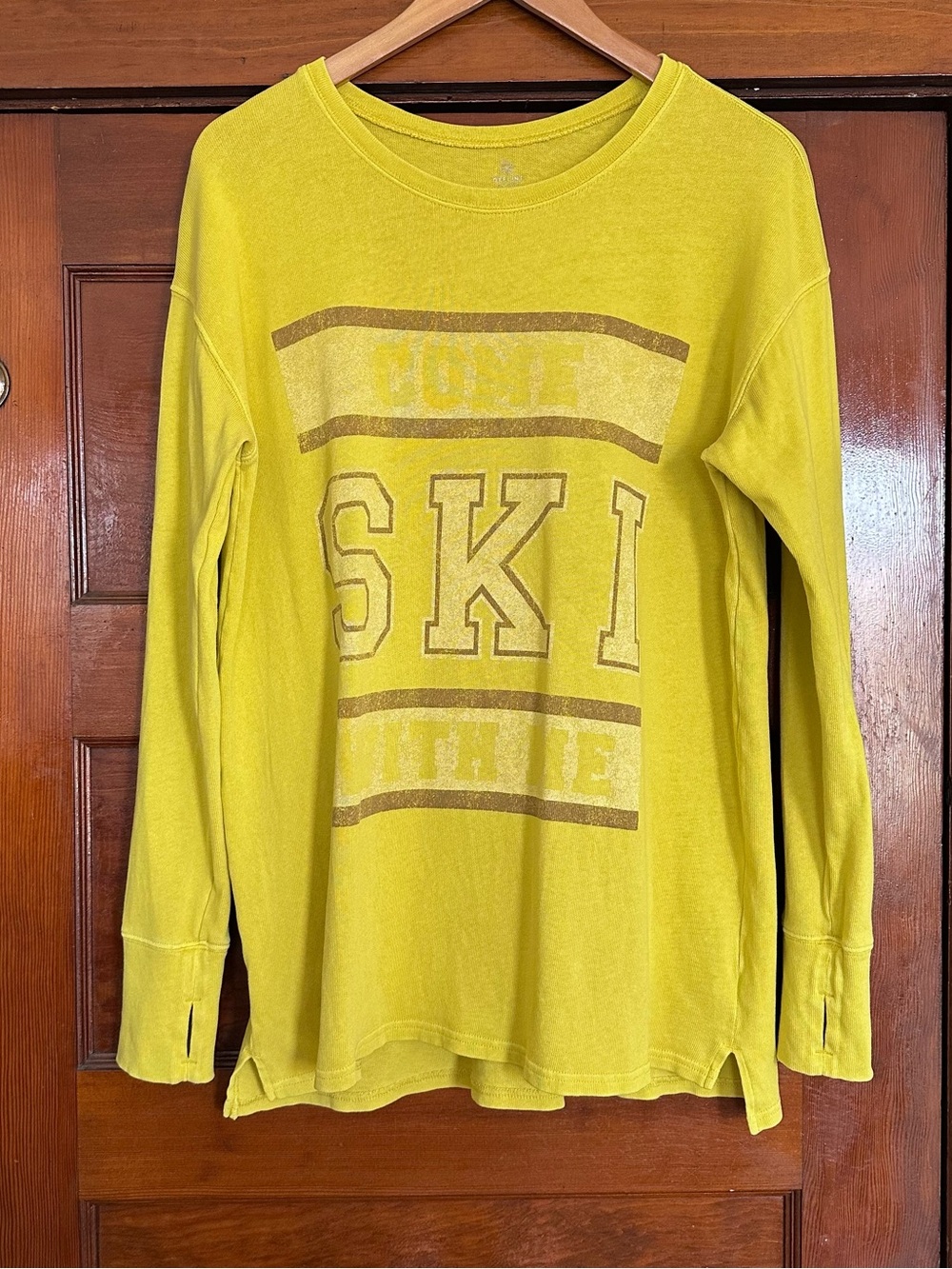 Offline by Aerie Come Ski With Me Long Sleeve Shirt Top Sz Small Mustard Yellow